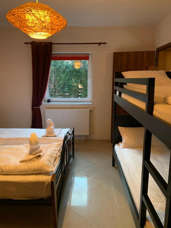 Hotel Dorf Haus Văliug Exteriér fotografie