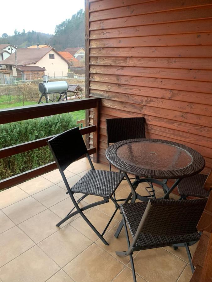 Hotel Dorf Haus Văliug Exteriér fotografie