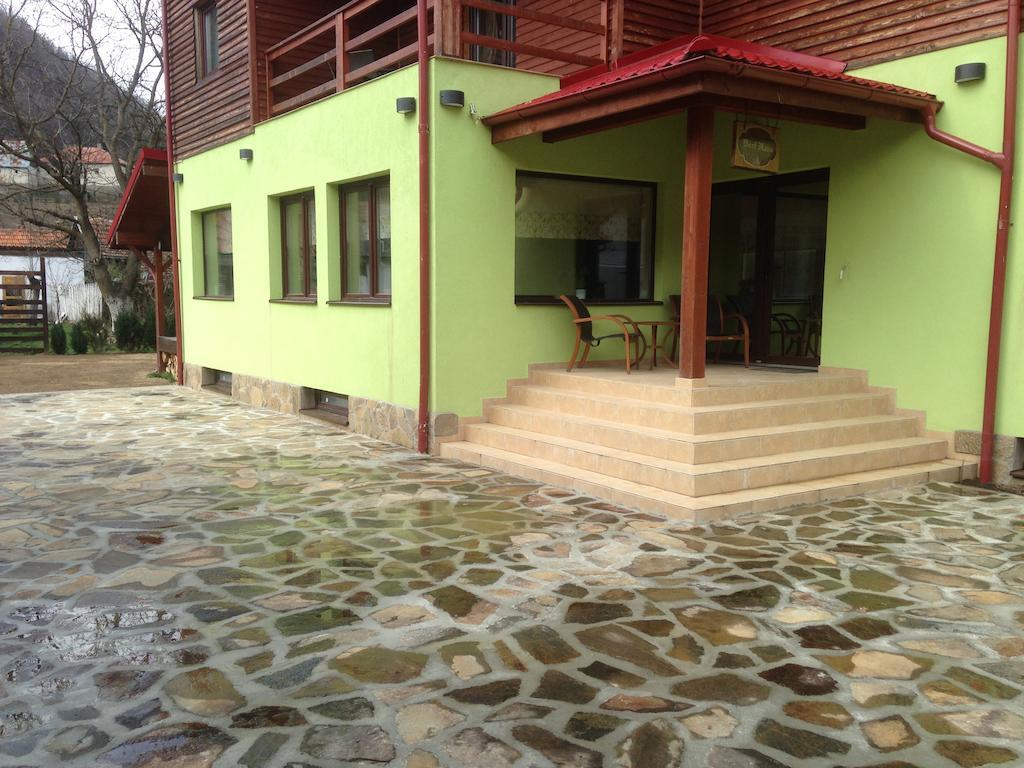 Hotel Dorf Haus Văliug Exteriér fotografie