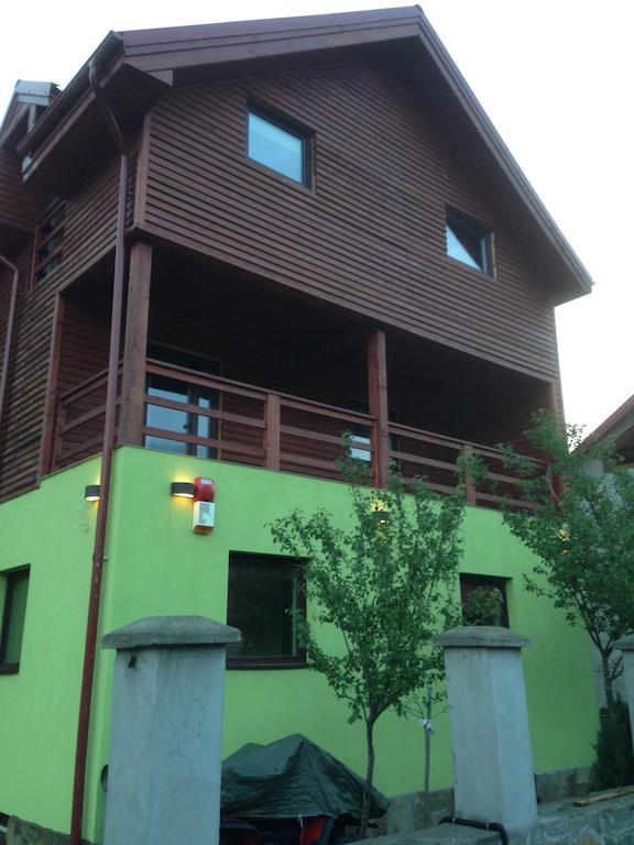 Hotel Dorf Haus Văliug Exteriér fotografie